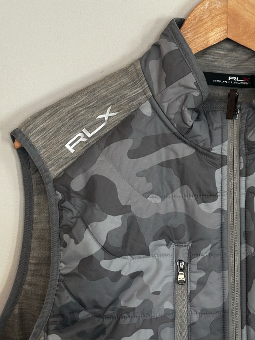 RLX Ralph Lauren "The Cliffs" Cool Wool Hybrid Vest - Grey Camo - Medium - Picture 3 of 6